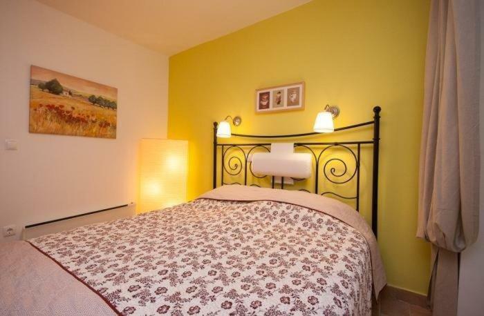 Apartments Mediteranea Baska  Exterior photo
